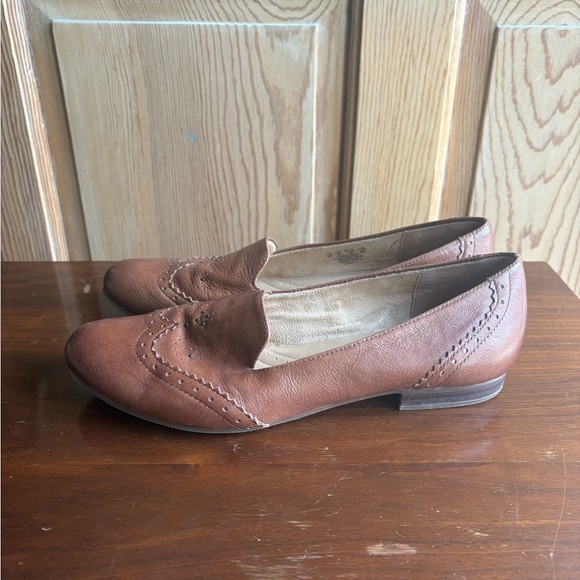 Genuine Leather Loafers in Brown size 8 Naturalizer - Picture 2 of 10